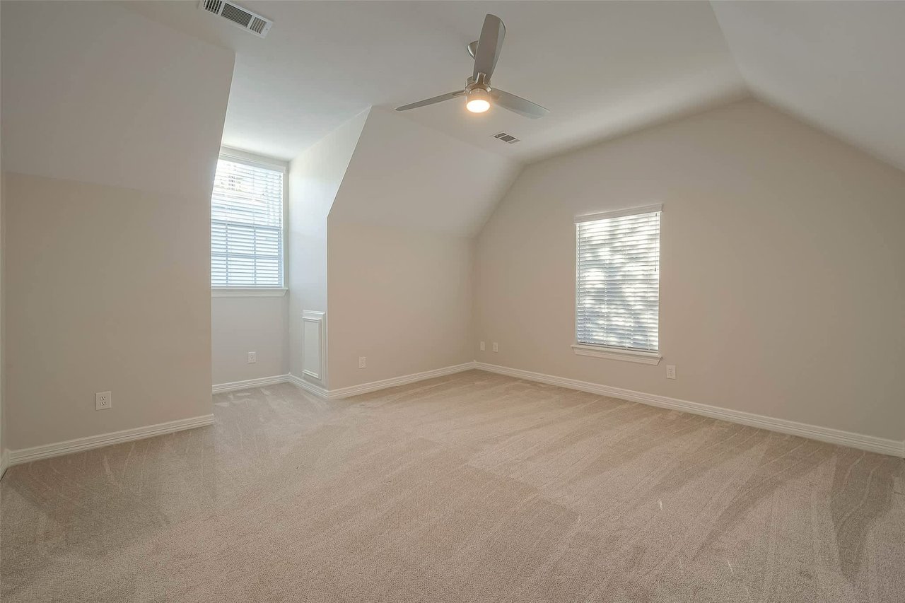 6 Norvell Ct