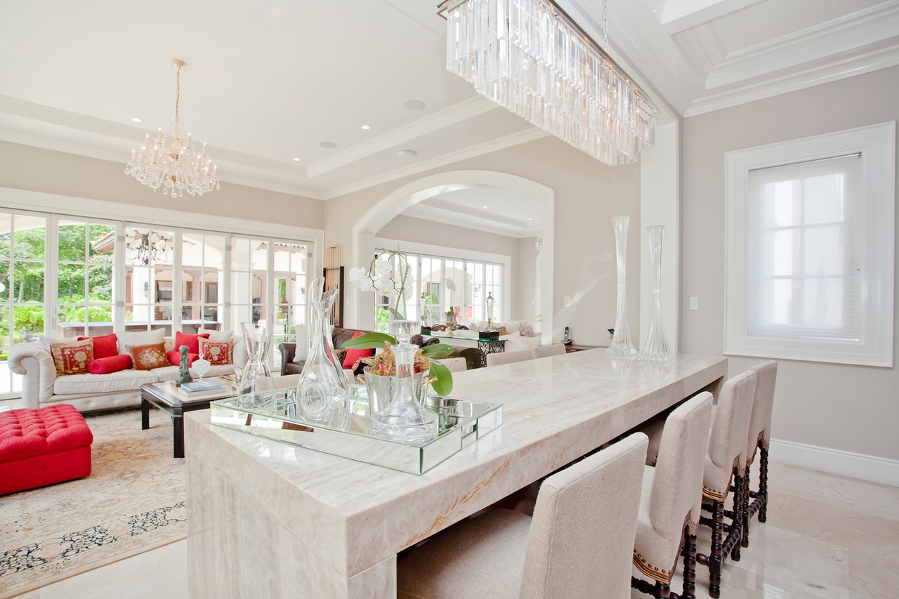 Contemporary Gated Estate, Santa Ana, San Jose