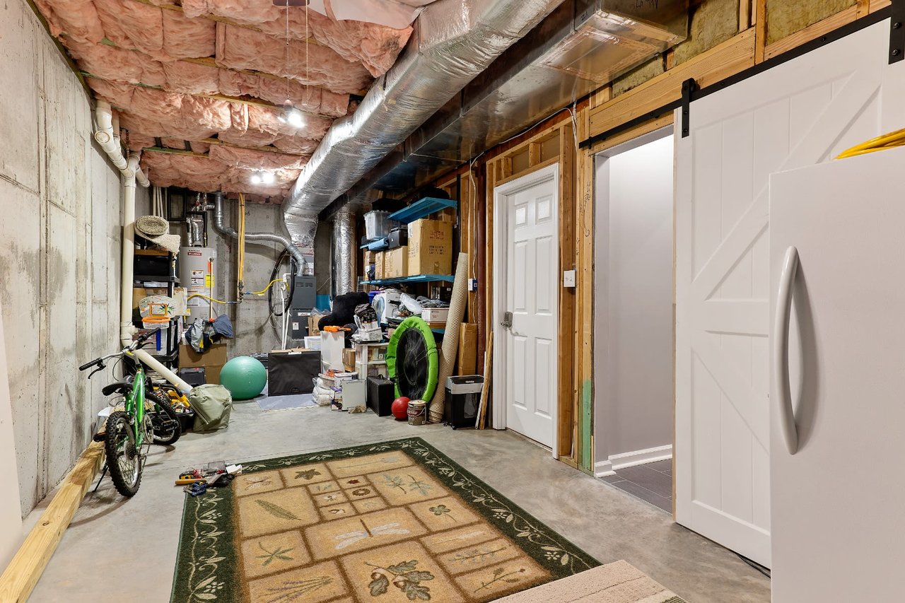 704 Abbey Village Circle