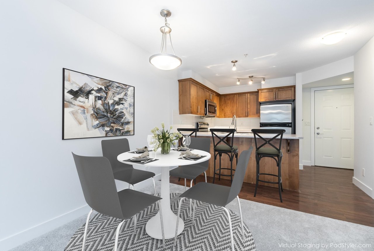 202-9422 Victor St