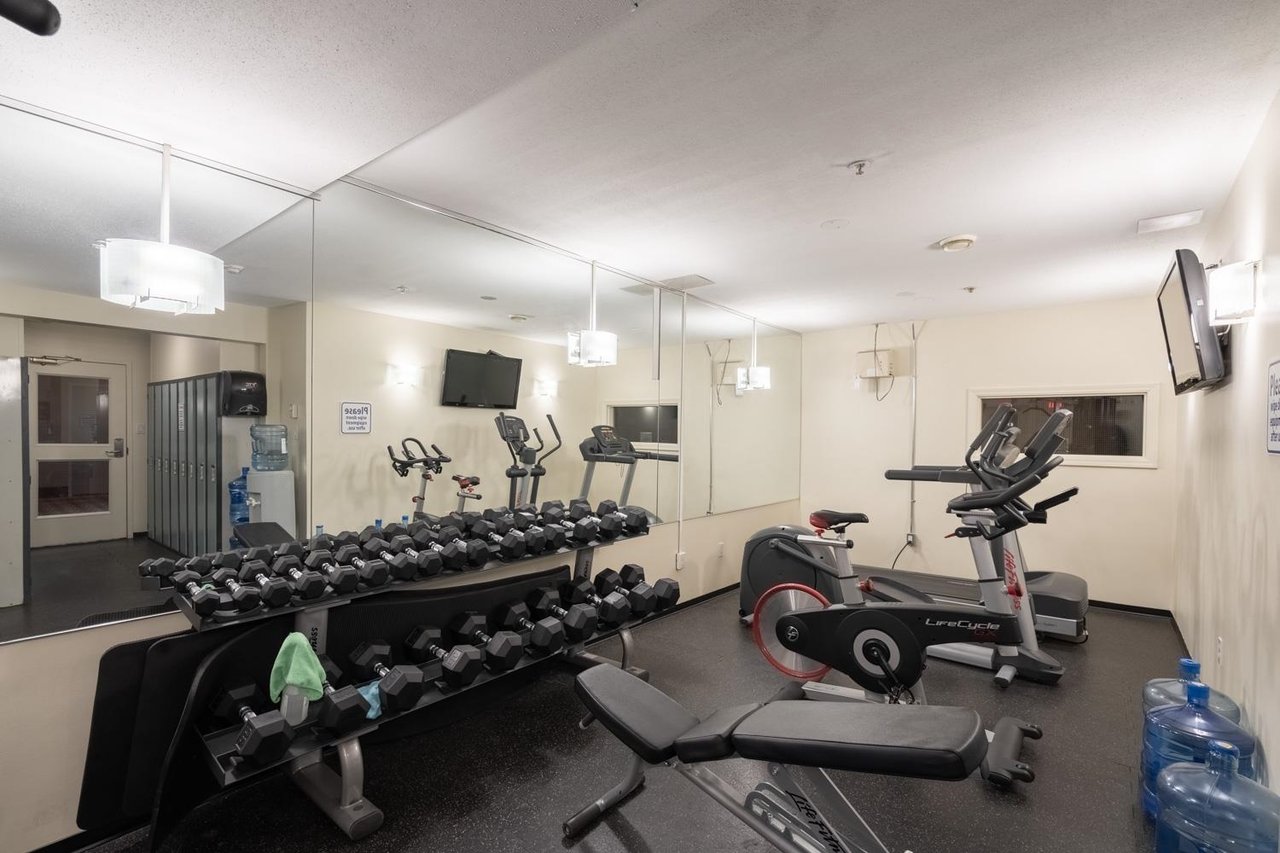 337-4573 Chateau Blvd