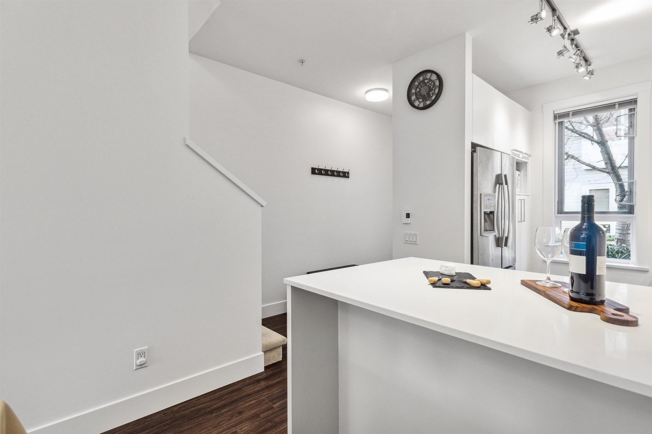 46-6868 Burlington Ave