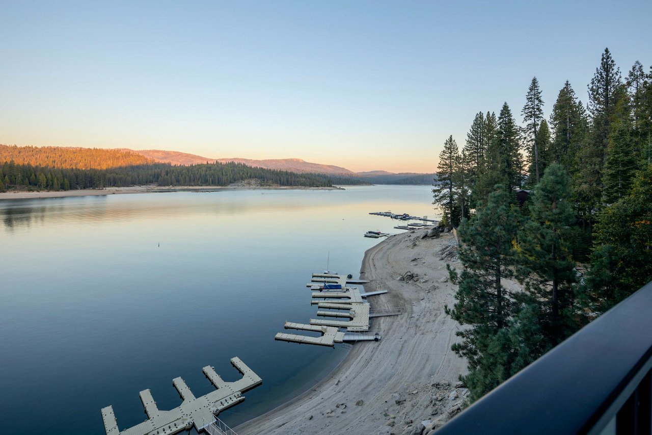 Lakeview Cabin