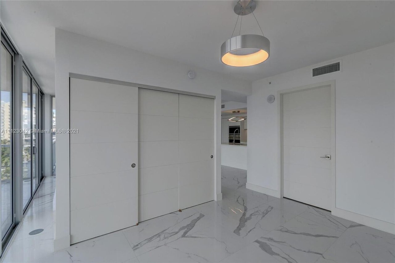 9521 E Bay Harbor Dr, #LP801