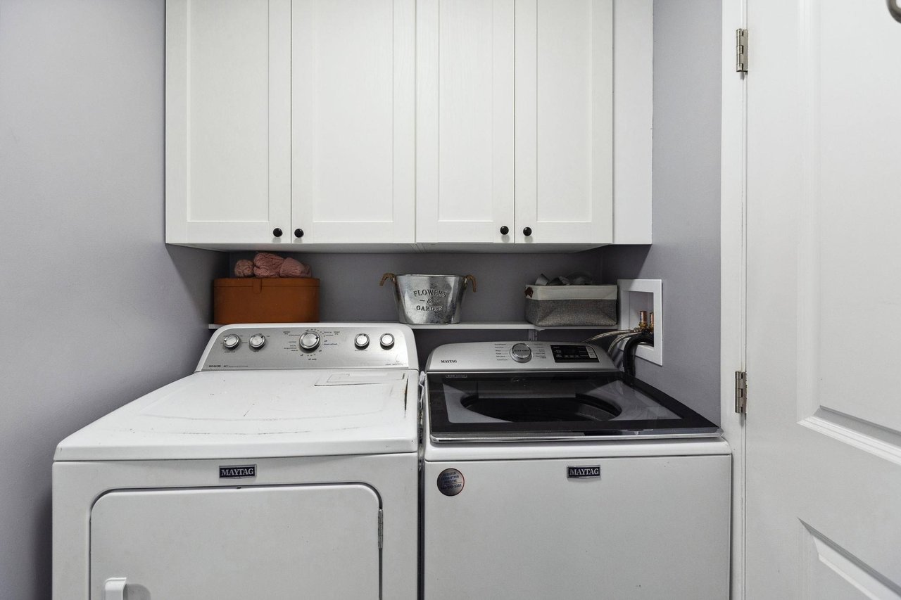 17-225 W 14th St