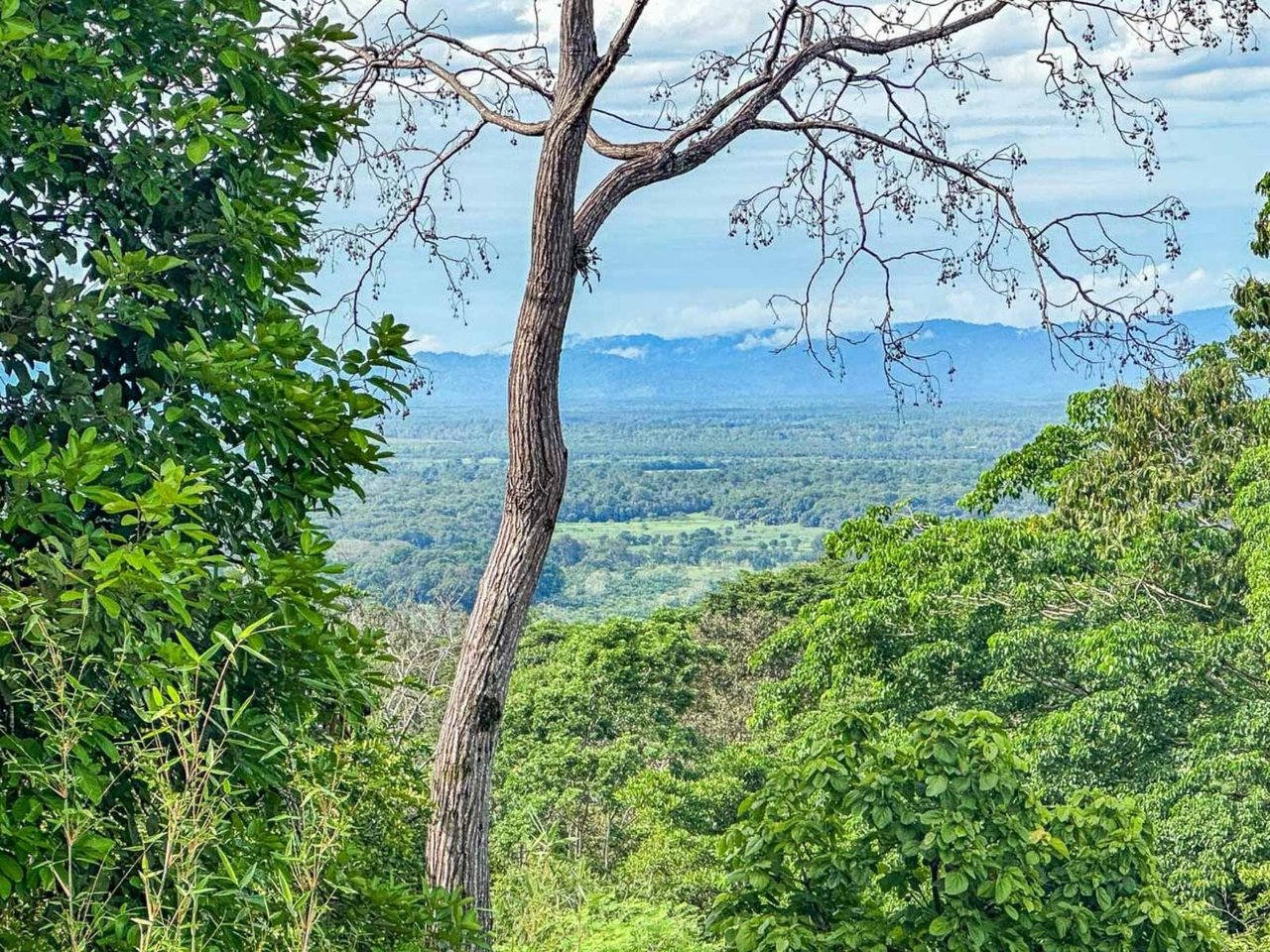 Secure Gated Villa Community, Ojochal, Puntarenas