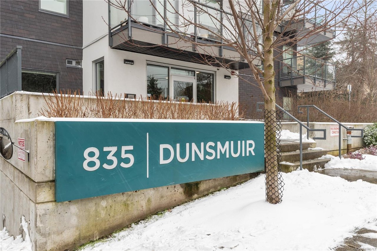 401-835 Dunsmuir Rd