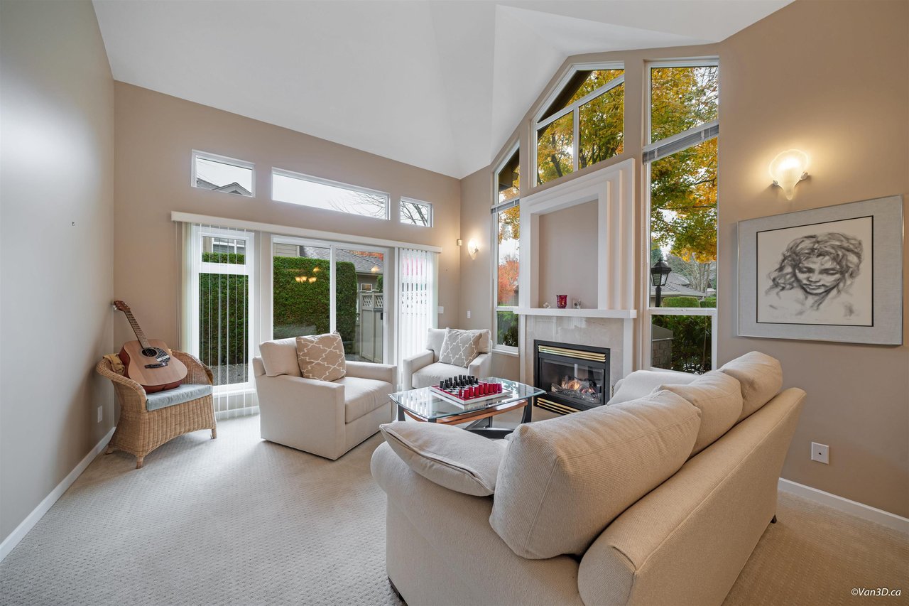 8-15168 22 Ave