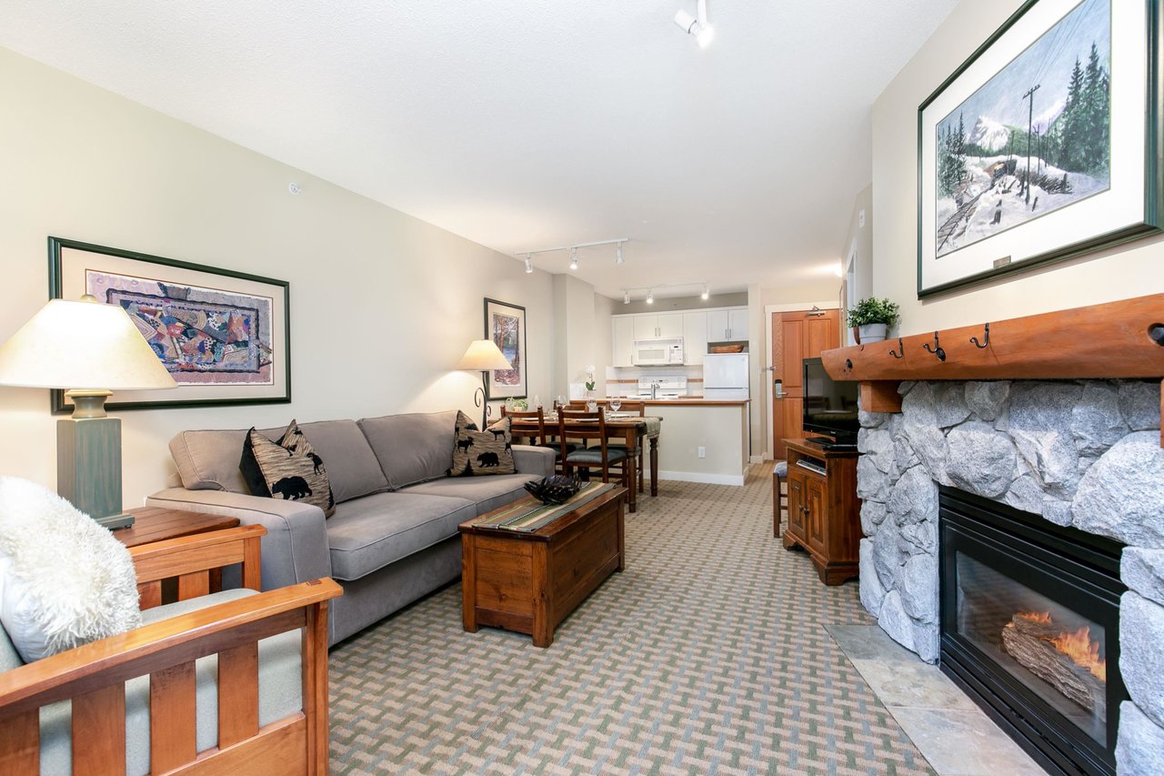 402-4660 Blackcomb Wy