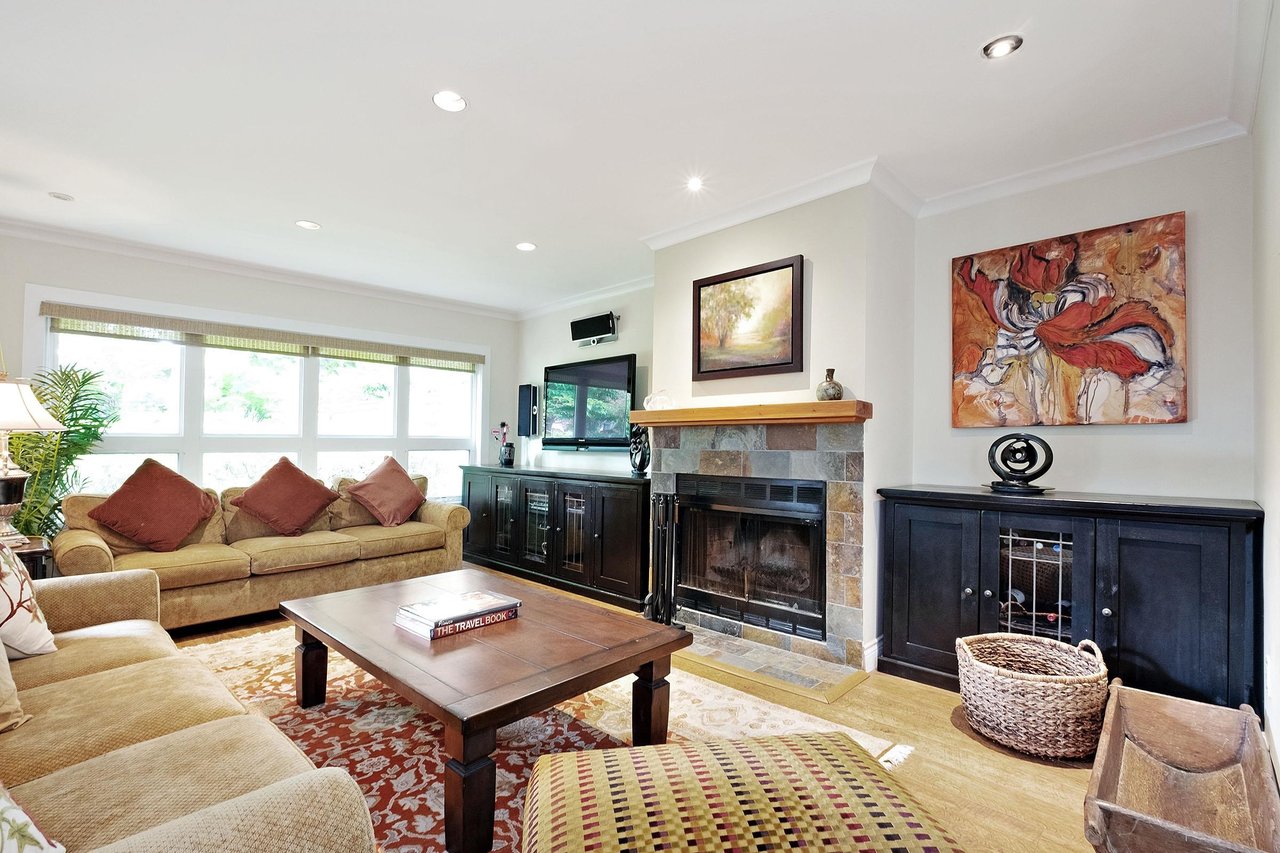 2215 W 14th Ave