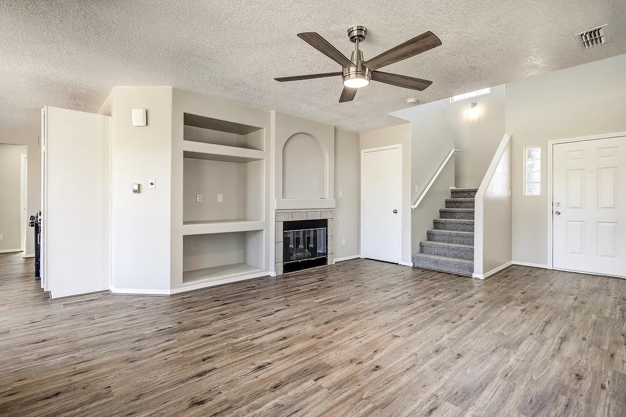 33 Violeta Place Los Lunas
