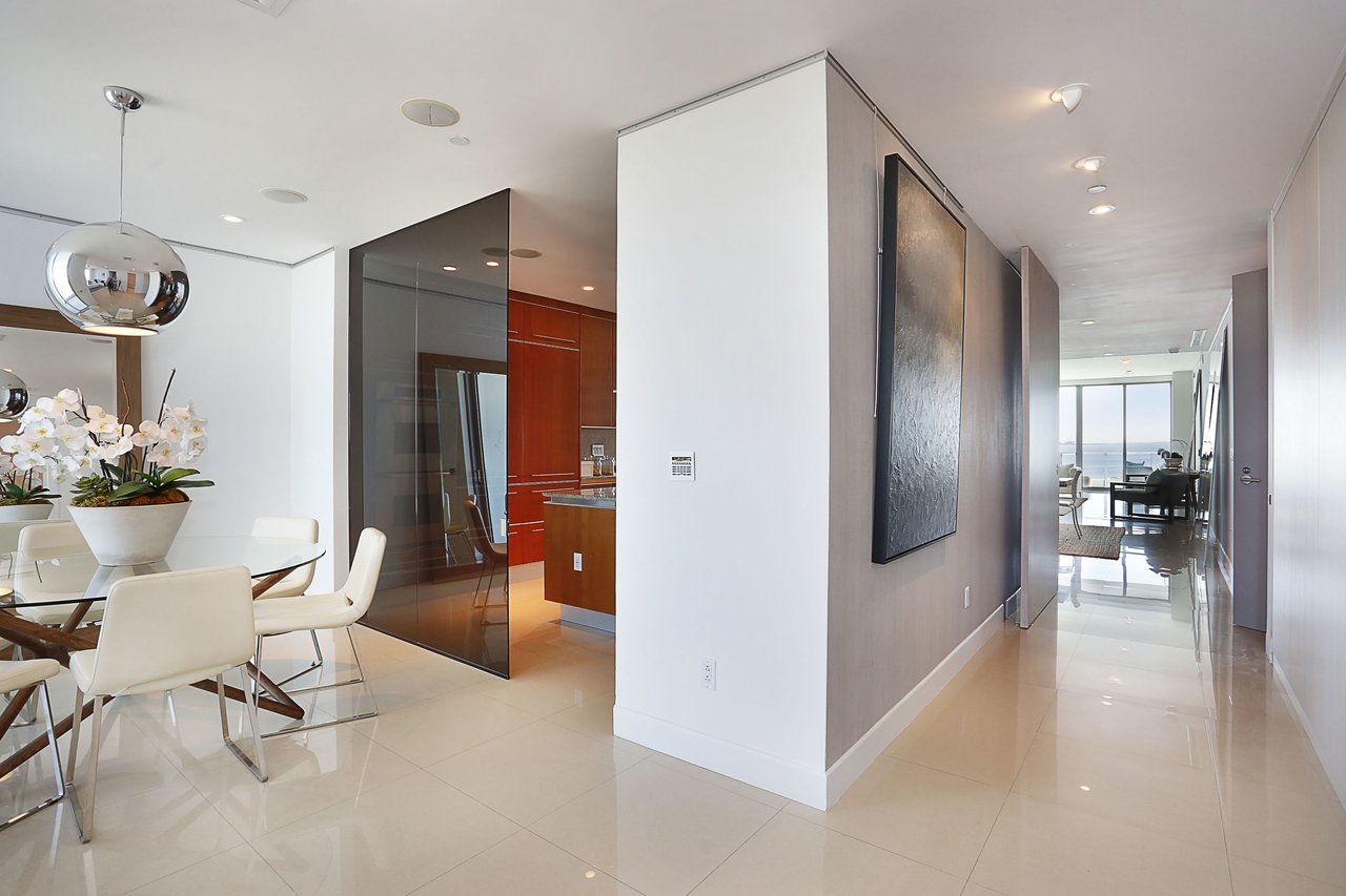2627 S Bayshore Drive, #2301