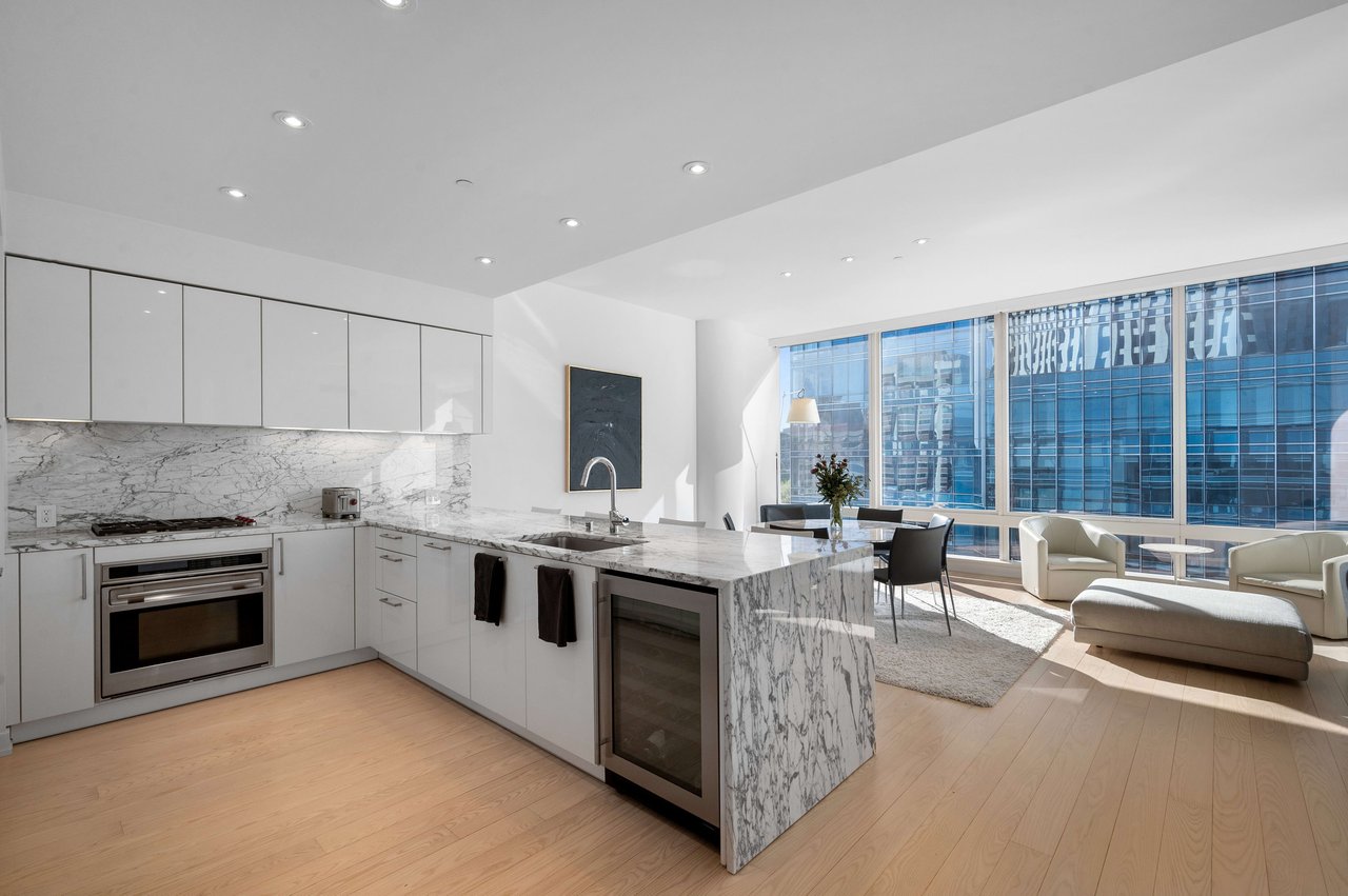 Extraordinary City Residence Penthouse
