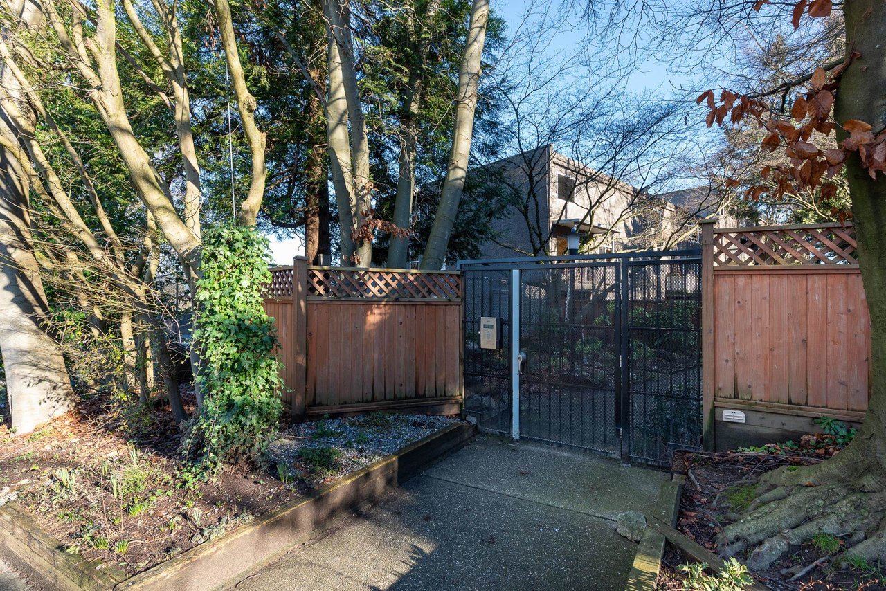 809-756 Great Northern Way, Vancouver