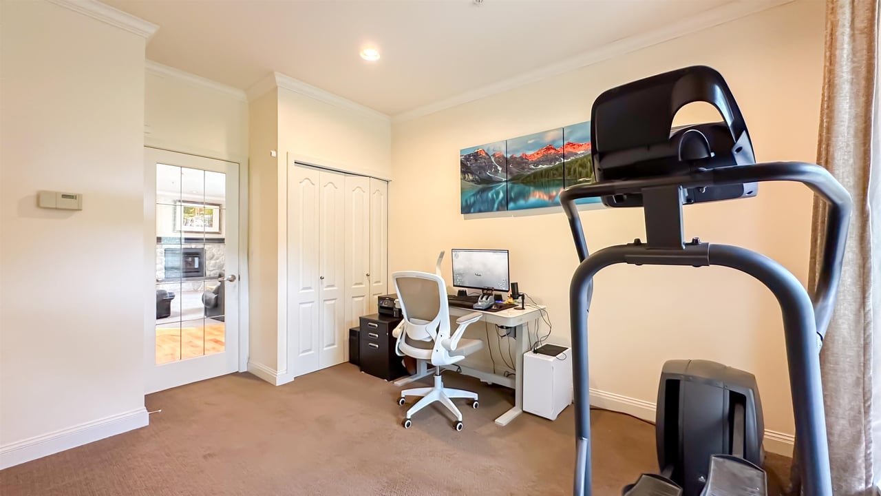 158 Stonegate Dr