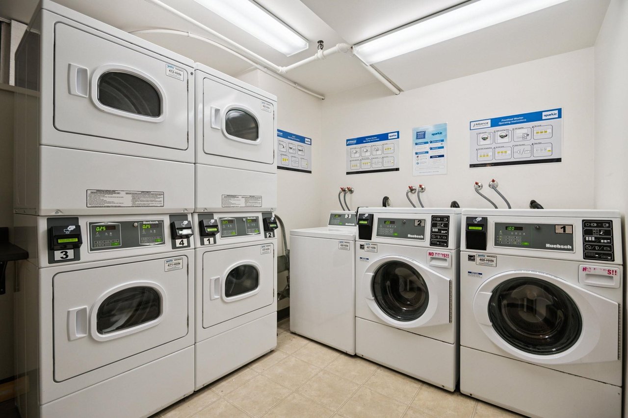 112-1429 E 4th Ave