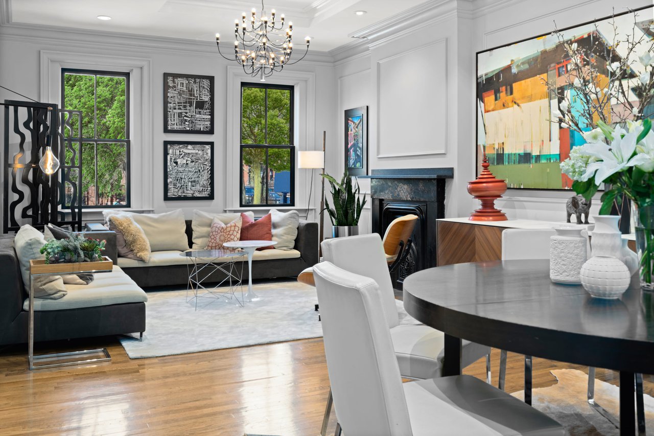 Wedding or Homeownership? Unmarried Americans Would Prefer to Invest in a Home