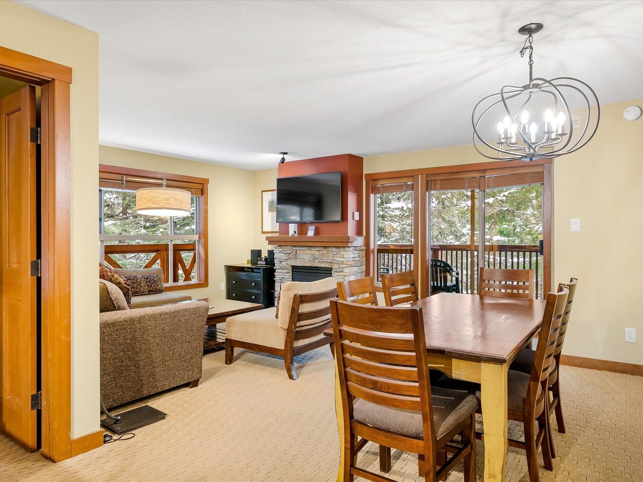 205 G3-4653 Blackcomb Wy
