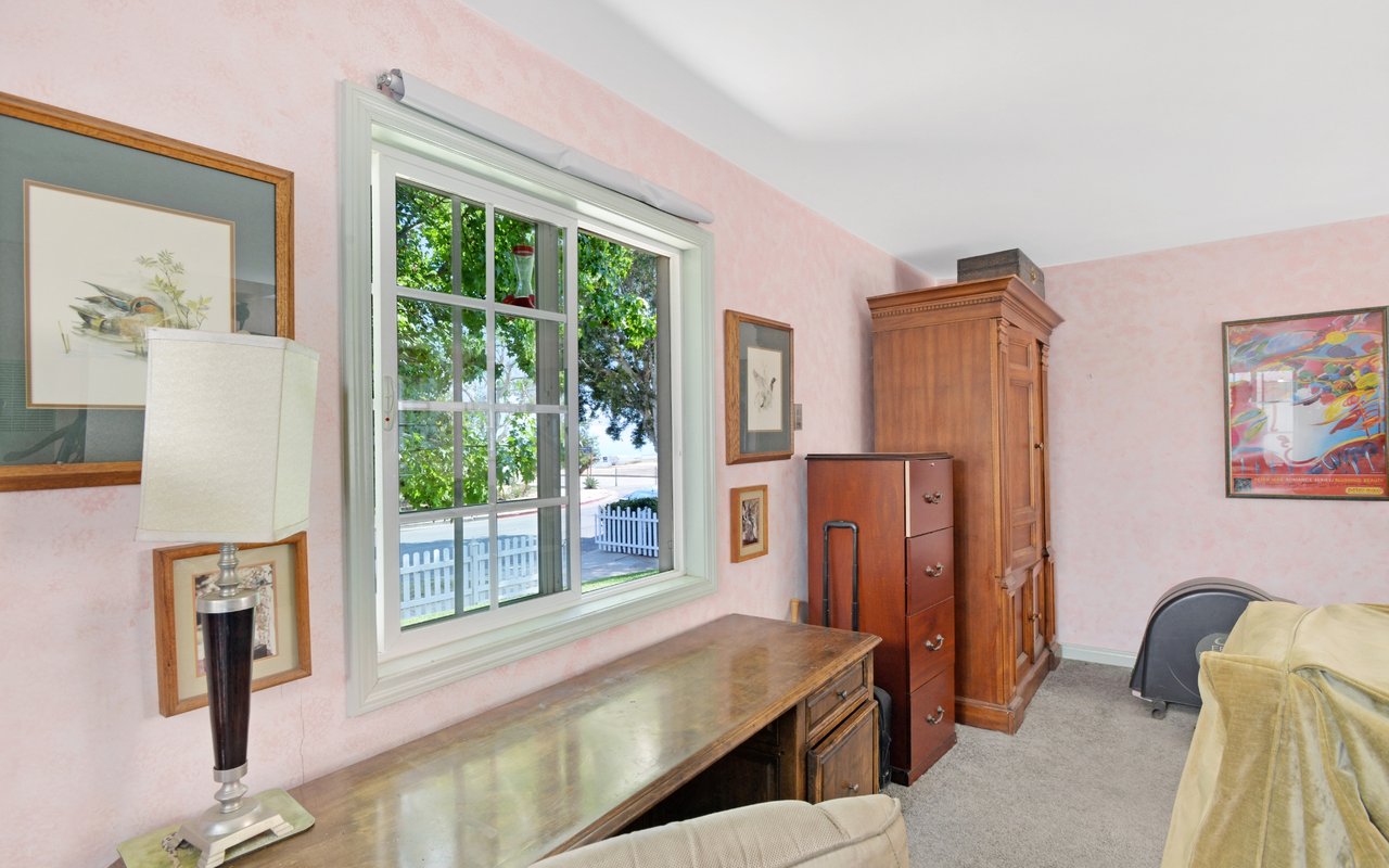 313 Mount Holyoke Ave