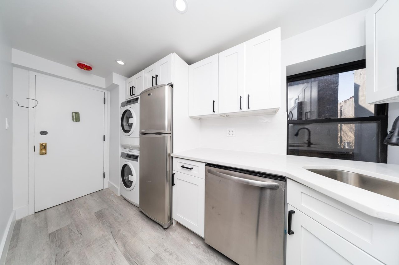 86 East 7th Street, Apt 6