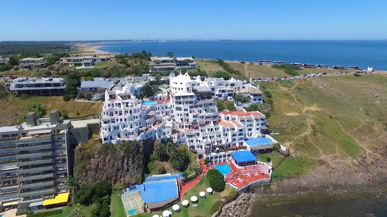 LA TERTULIA  -  Garzon, Uruguay.