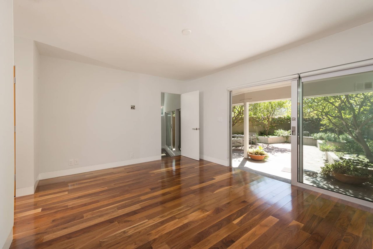 Architectural Lease | Upper Beachwood Canyon