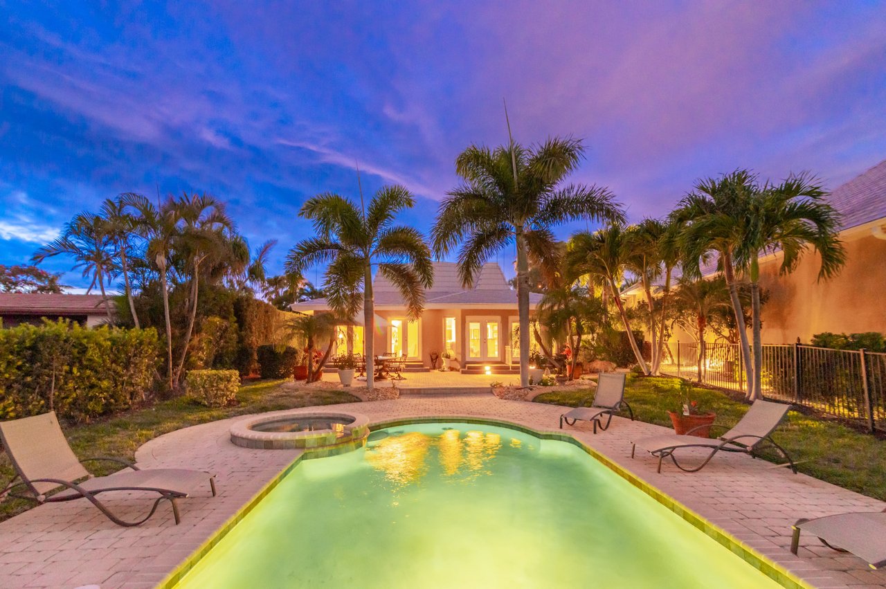 Prestigious Address in Lido Shores