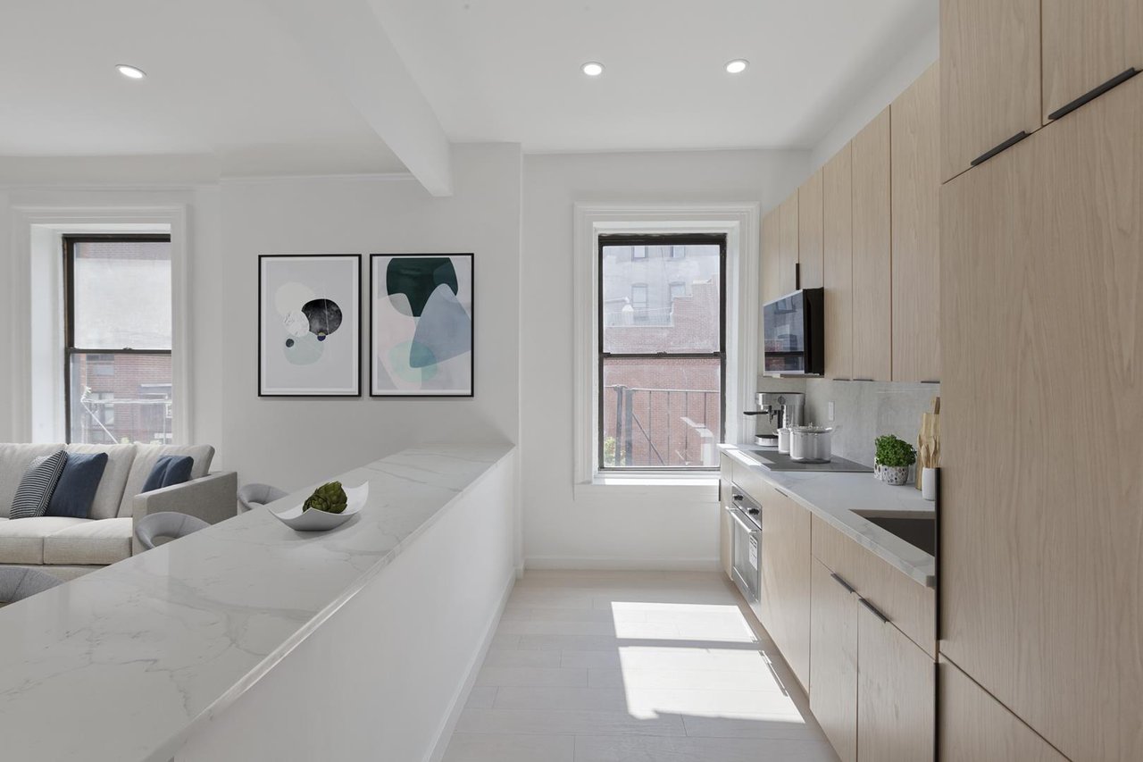 245 East 10th Street, Apt 3
