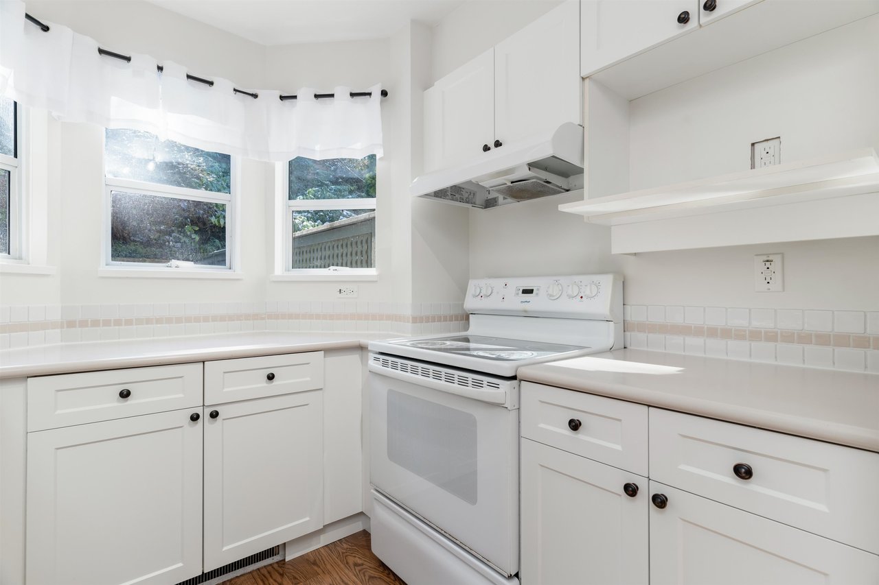 106-3738 Norfolk Street, Burnaby