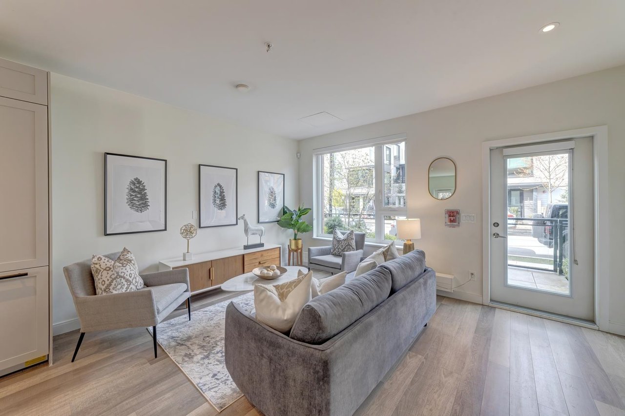 126-525 E 2nd Street, North Vancouver