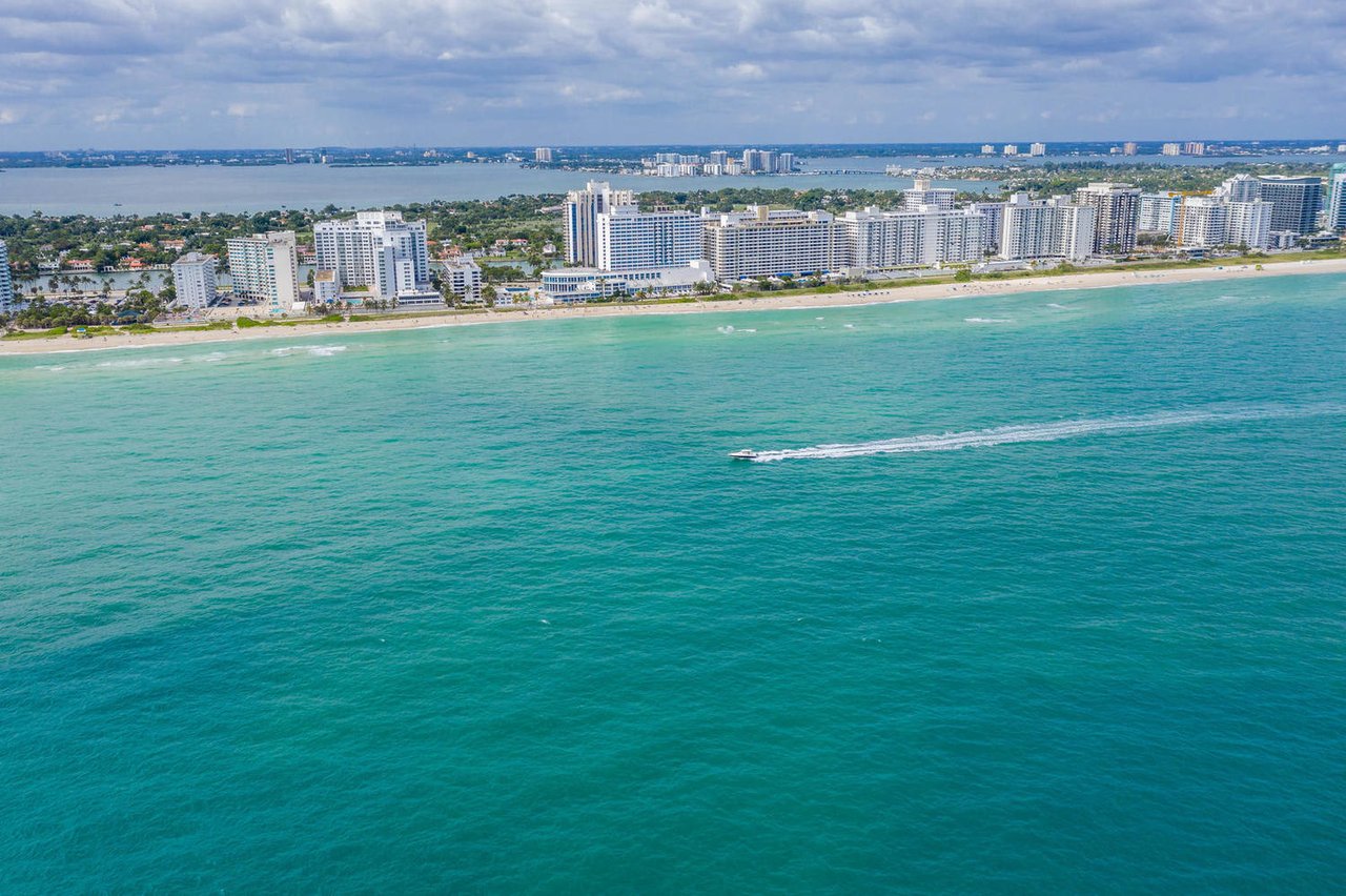 5445 Collins Ave Unit 834 Miami Beach : 