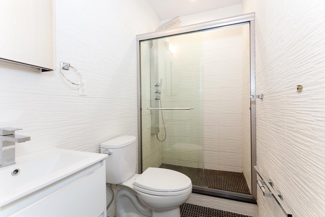 152 Thompson Street, Apt 3-B
