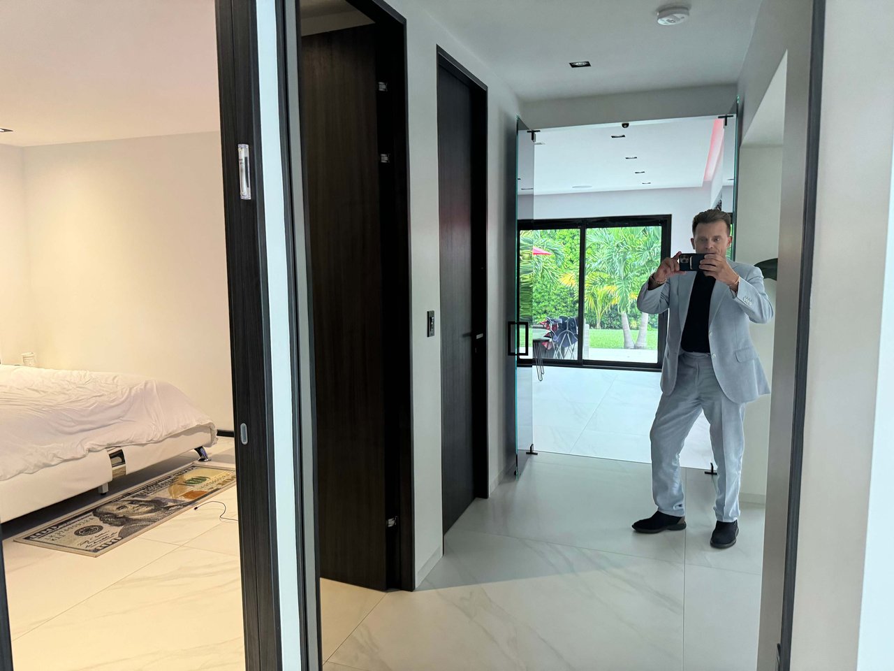Diplomat  Parkway Hallandale Beach