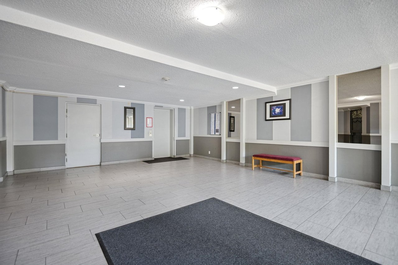 134-8411 Ackroyd Rd