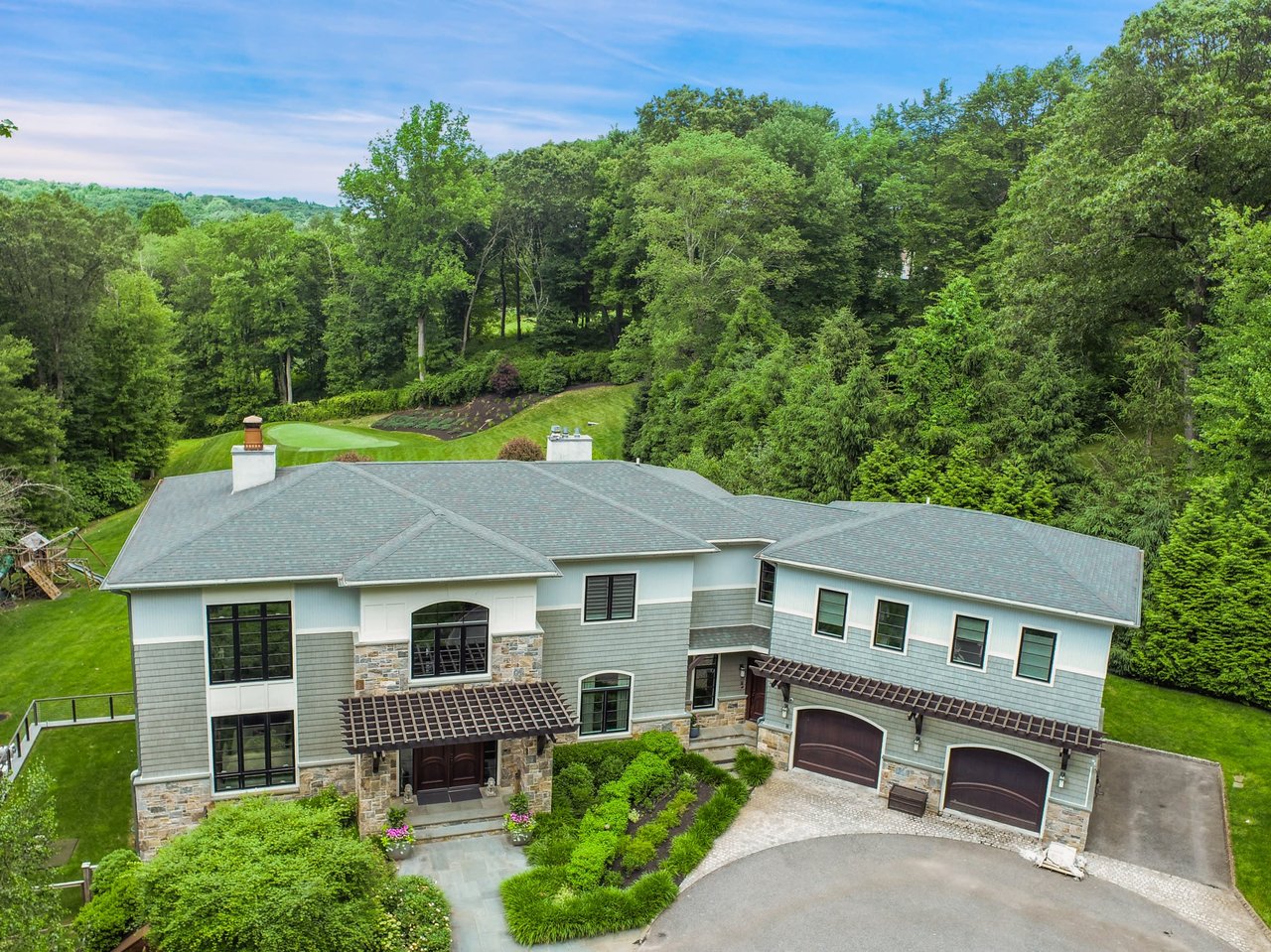 3 Gifford Lake Dr, Armonk NY