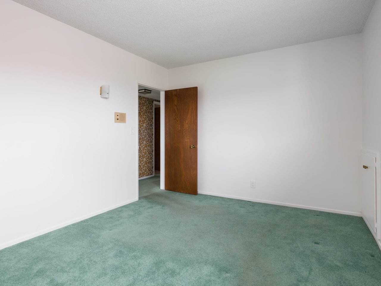 2260 W 229th Place