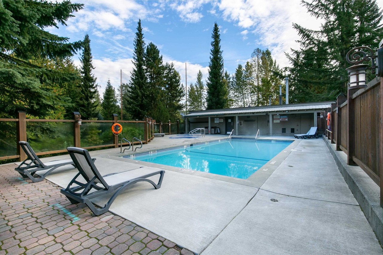 402-4200 Whistler Wy