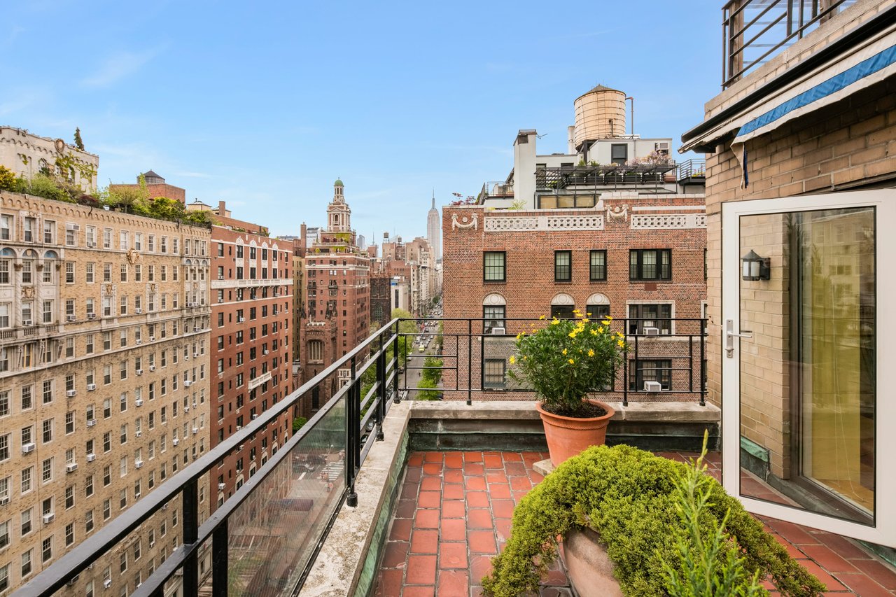 11 5th Ave, #16N