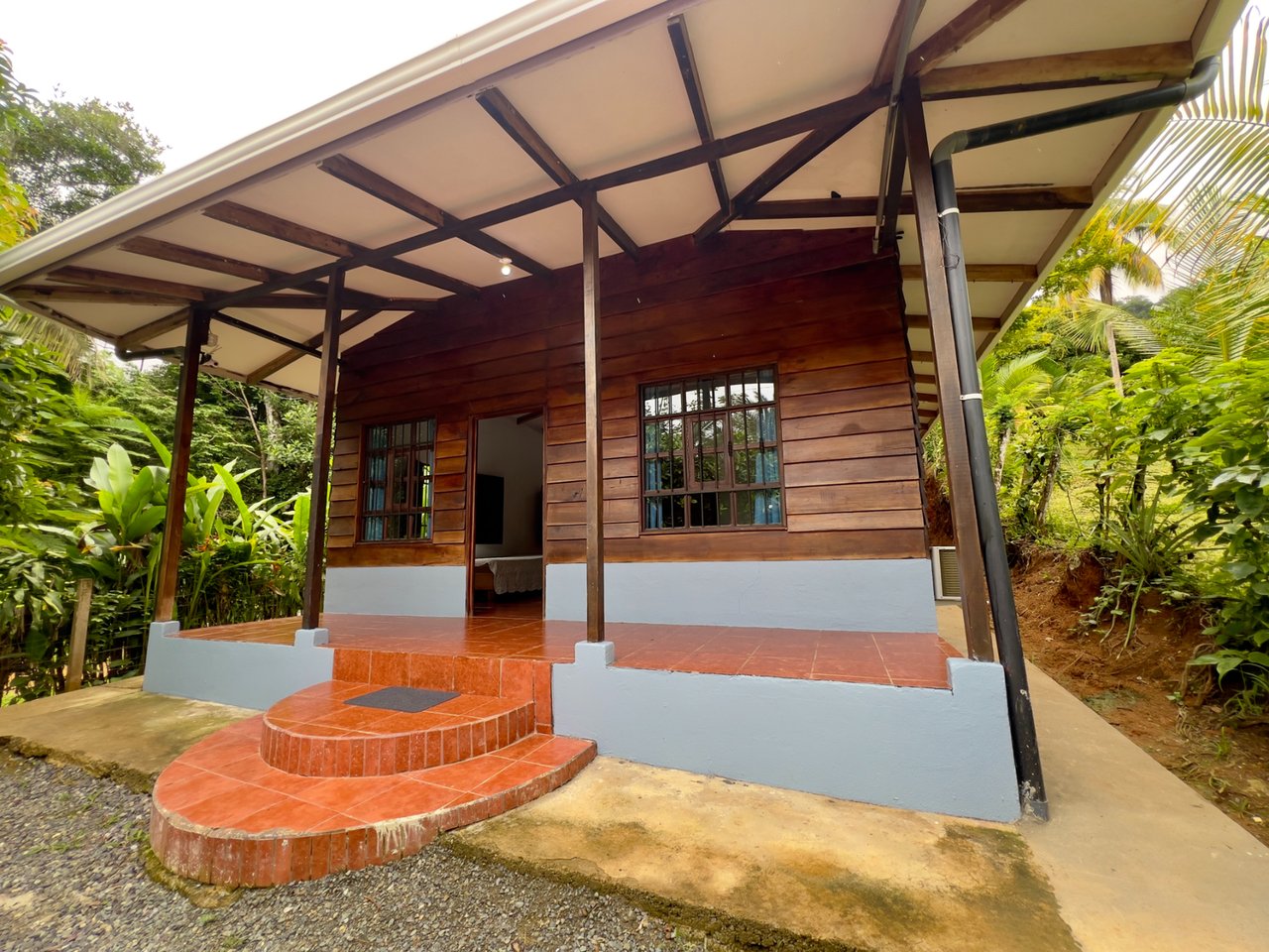 Cozy Mountain Cabin, Dominical, Puntarenas