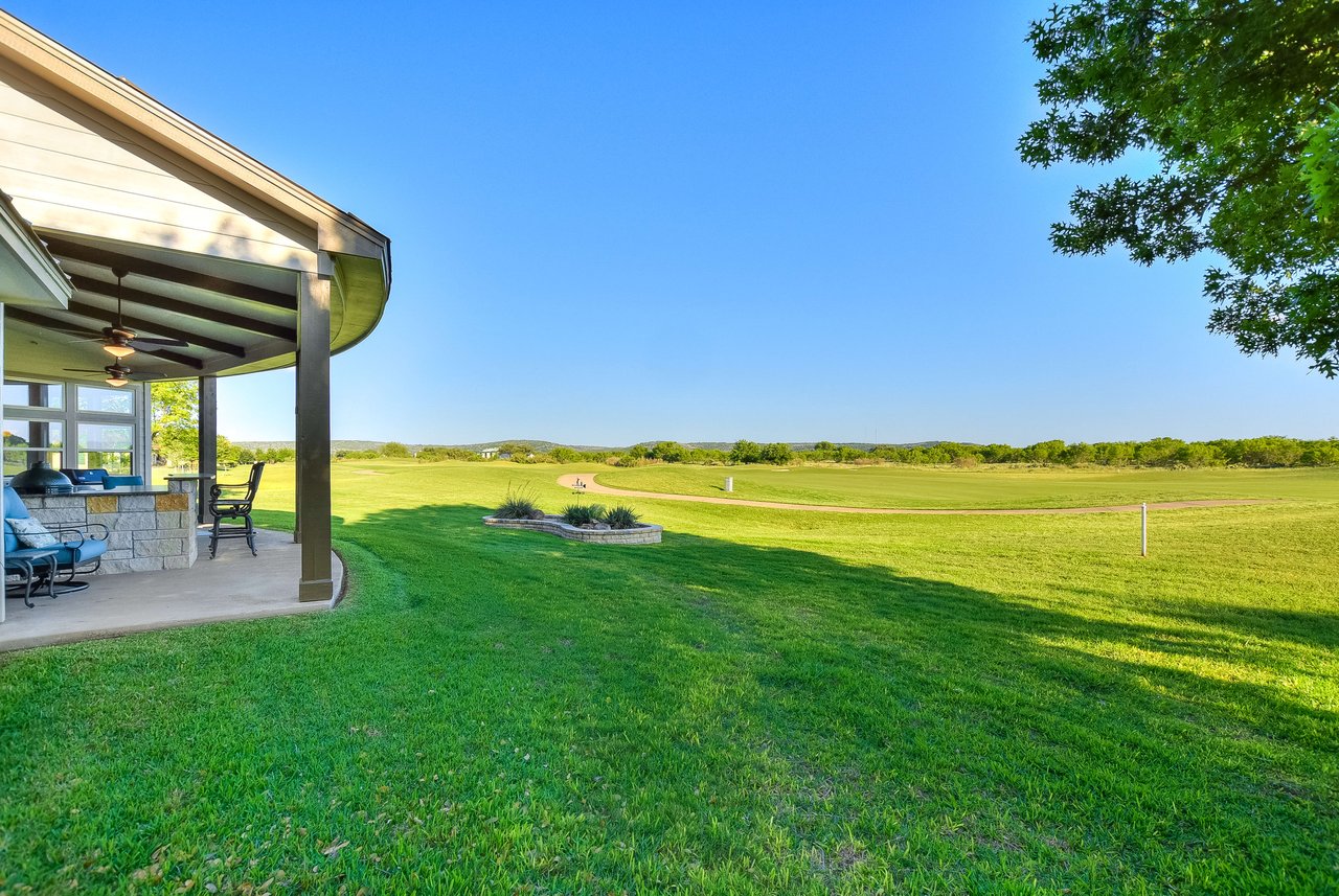 106 Meadow Bend Dr