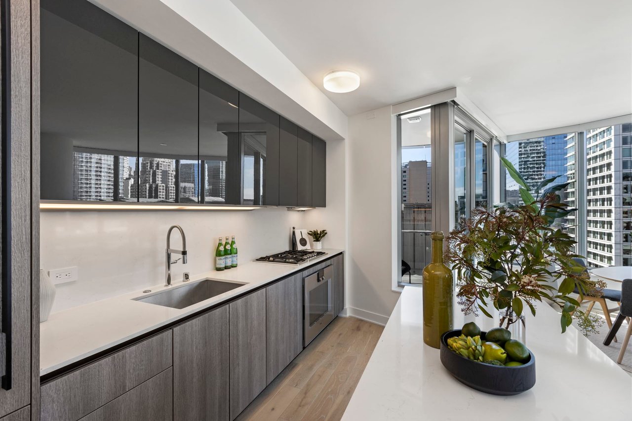 201 Folsom St #15A
