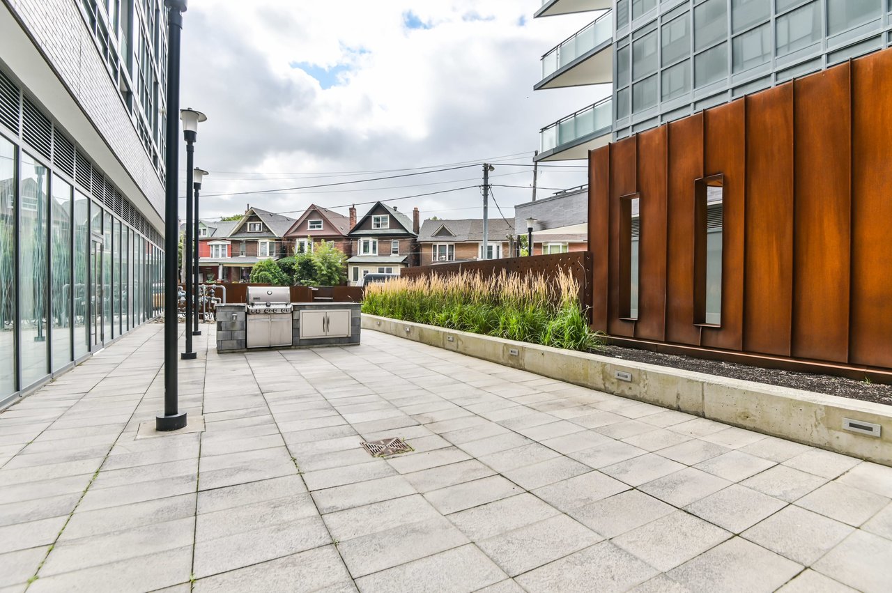 HOWARD PARK RESIDENCES