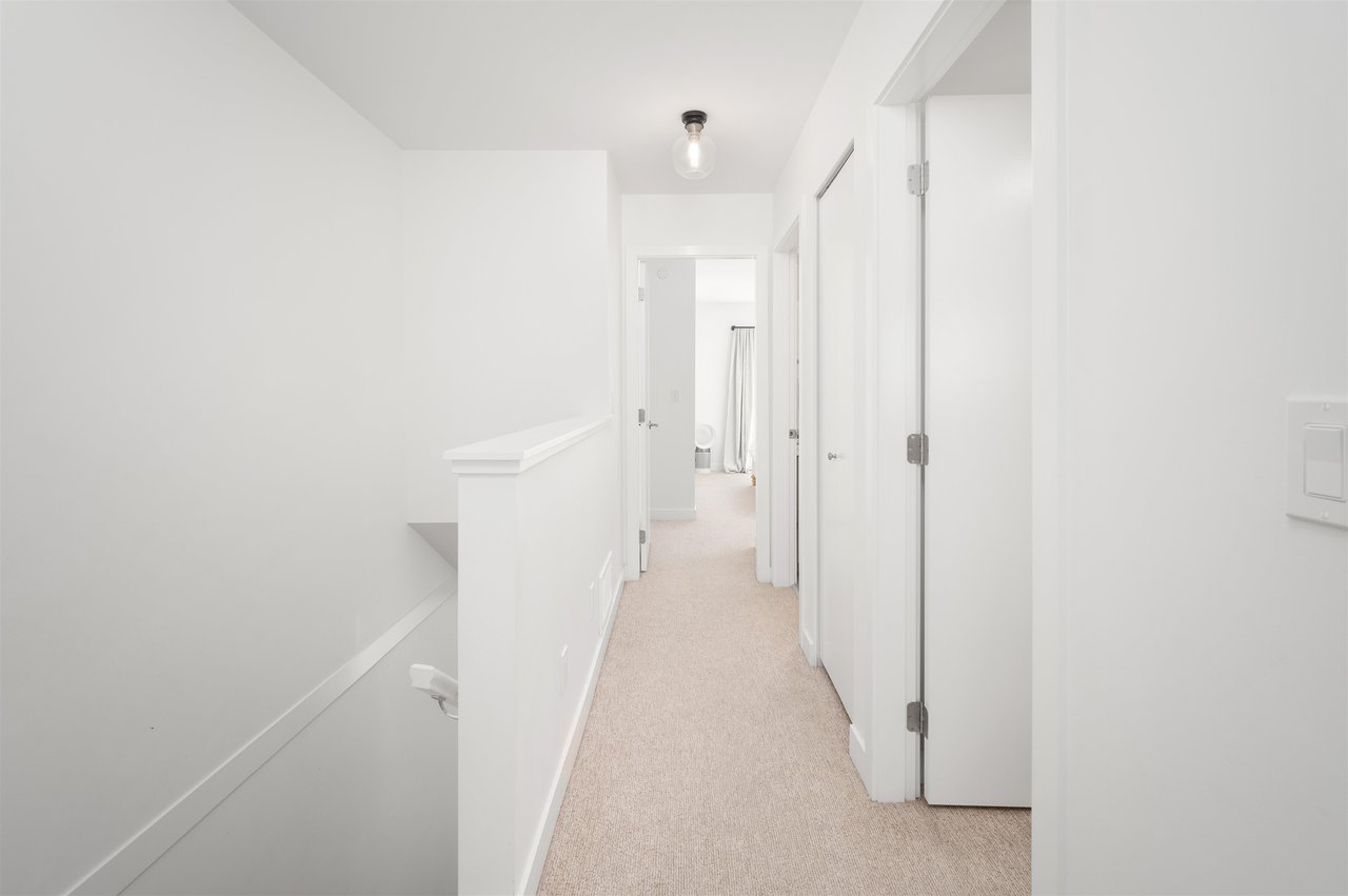 6-22810 113 Ave