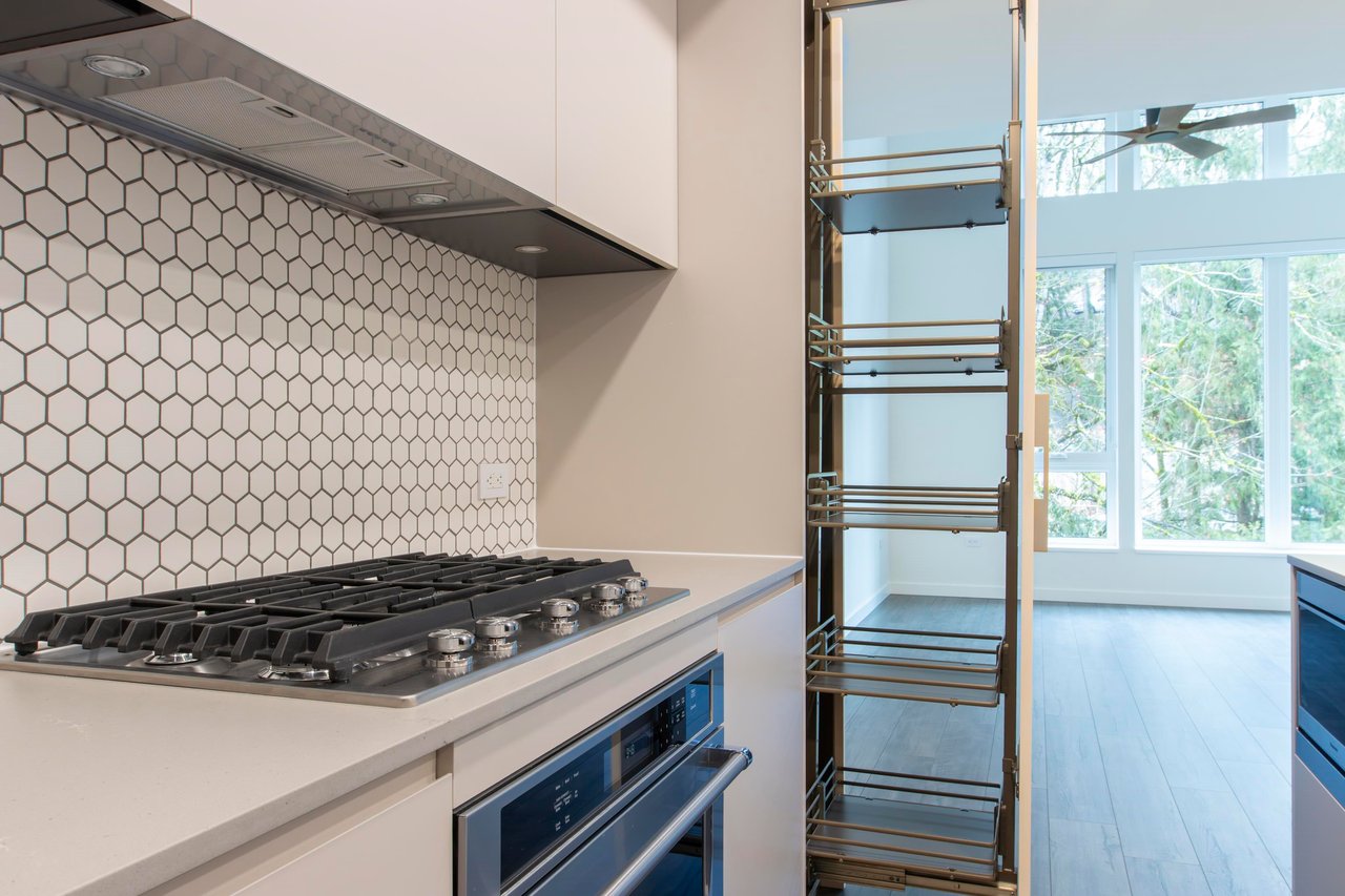 606-1504 Scott Cres