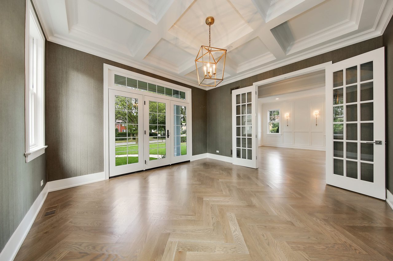High-End Transitional Designed Home