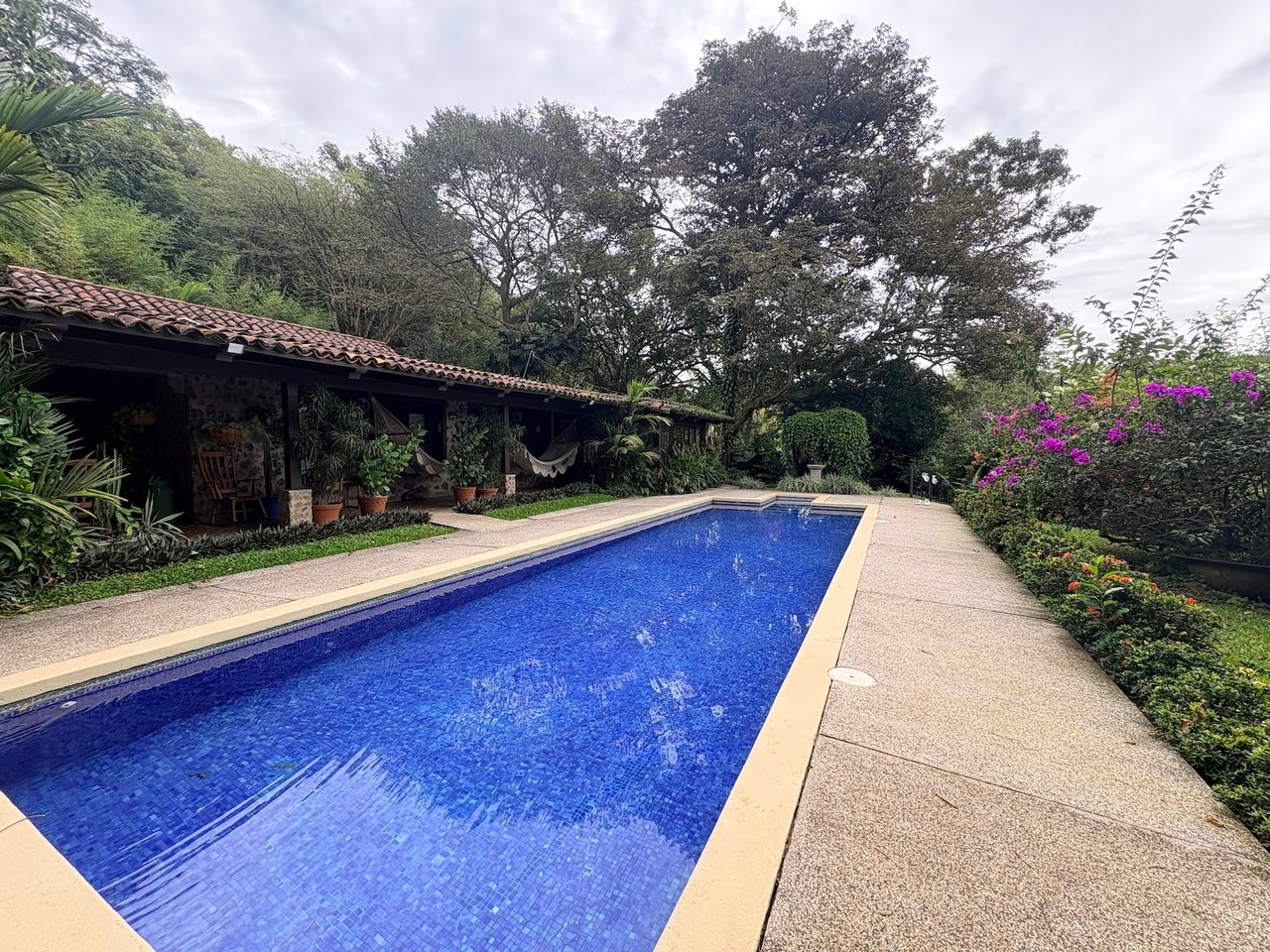 Private Garden Estate Pool, Alajuela