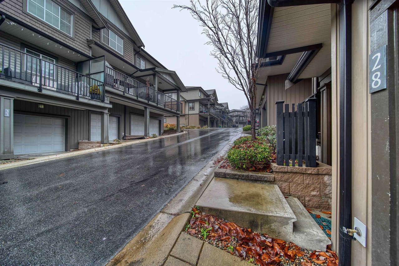 28-11176 Gilker Hill Rd