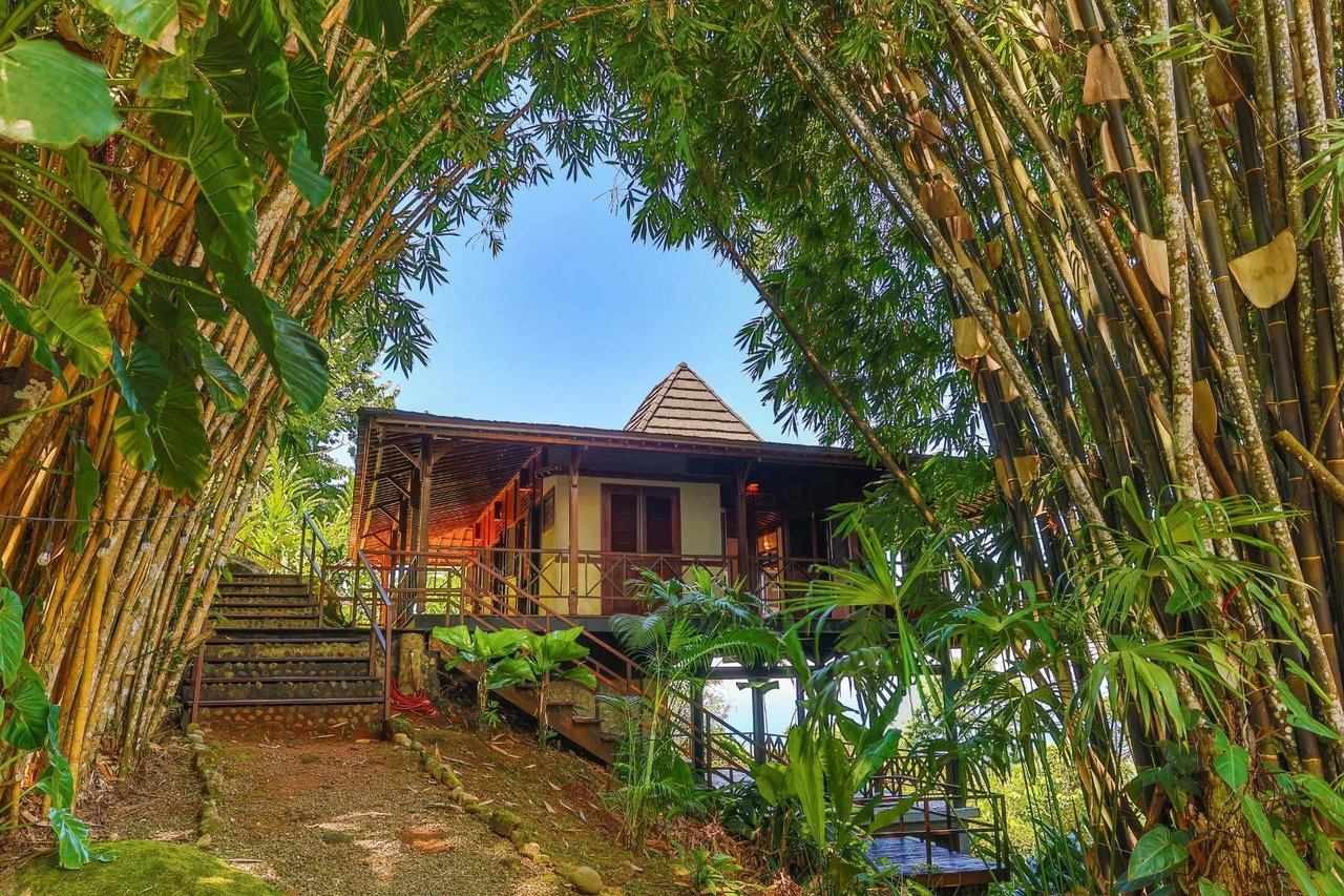Ocean View Retreat Estate, Dominical, Puntarenas