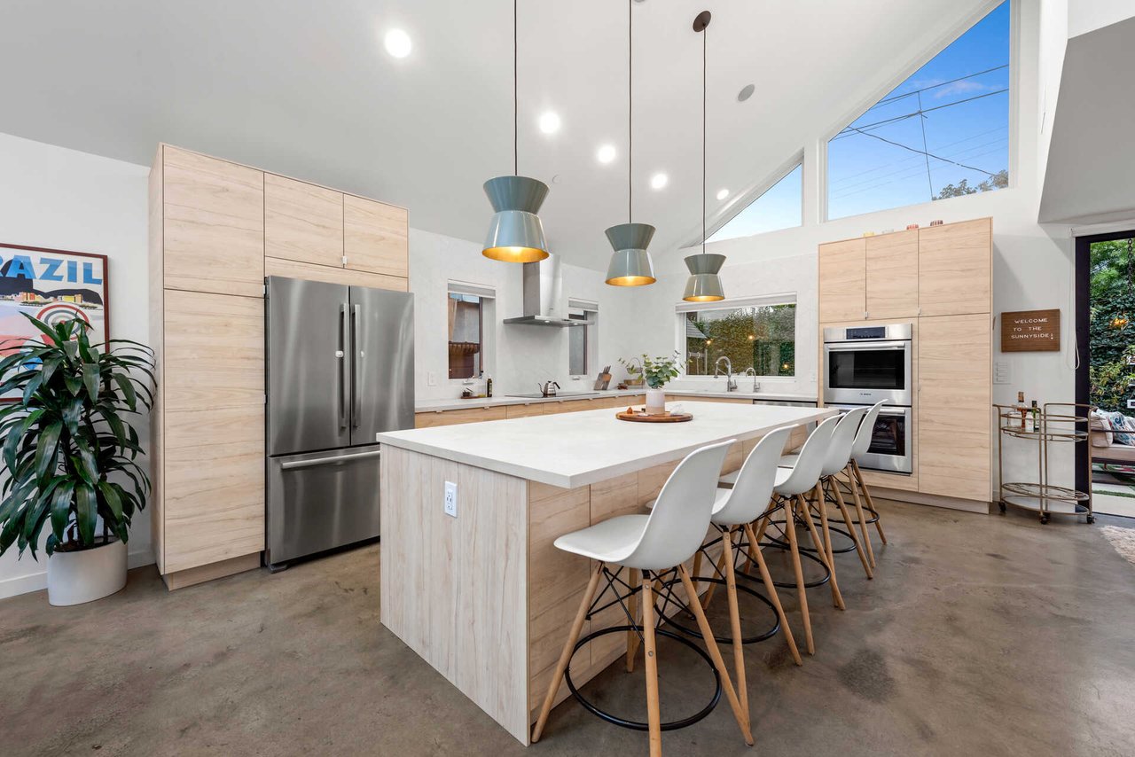 4127 Sunnyside Ave