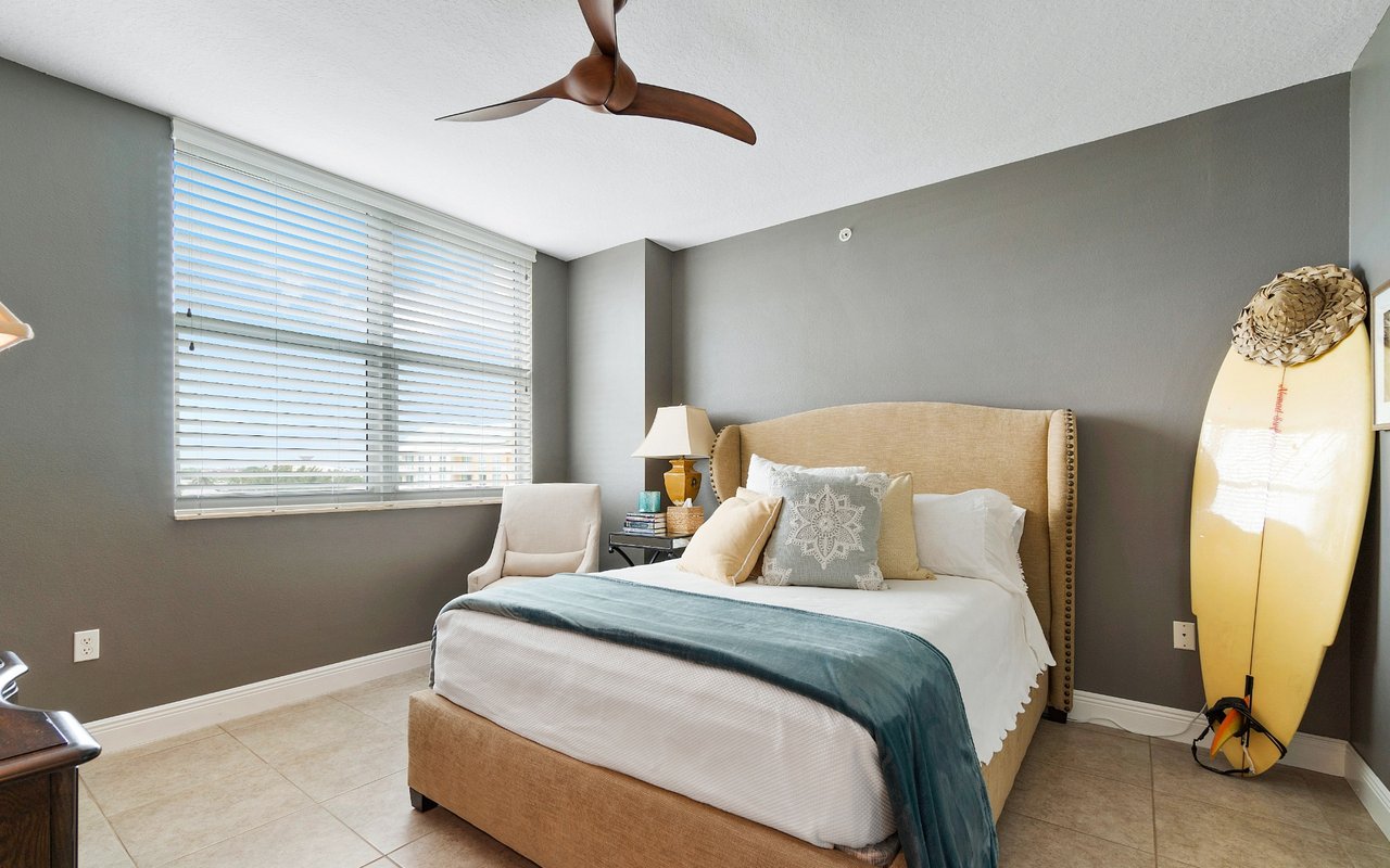 625 Casa Loma Blvd, #702